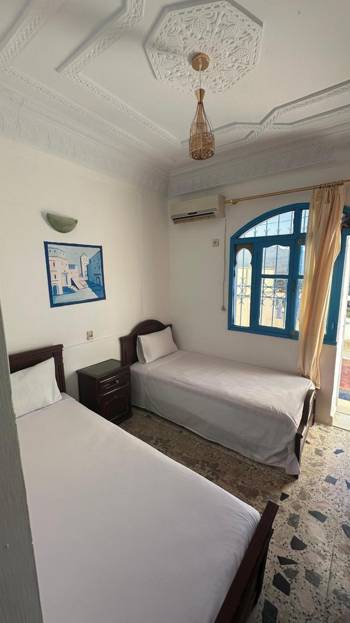 Hotel Al Amana 舍夫沙万 外观 照片