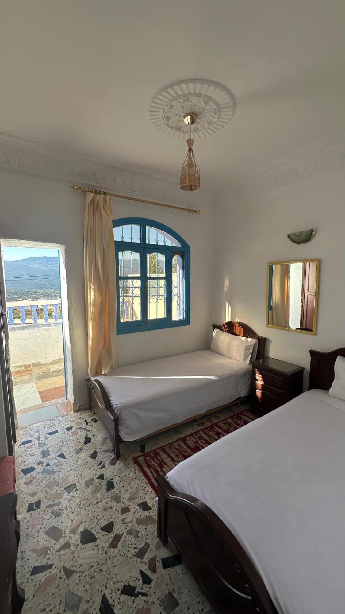 Hotel Al Amana 舍夫沙万 外观 照片