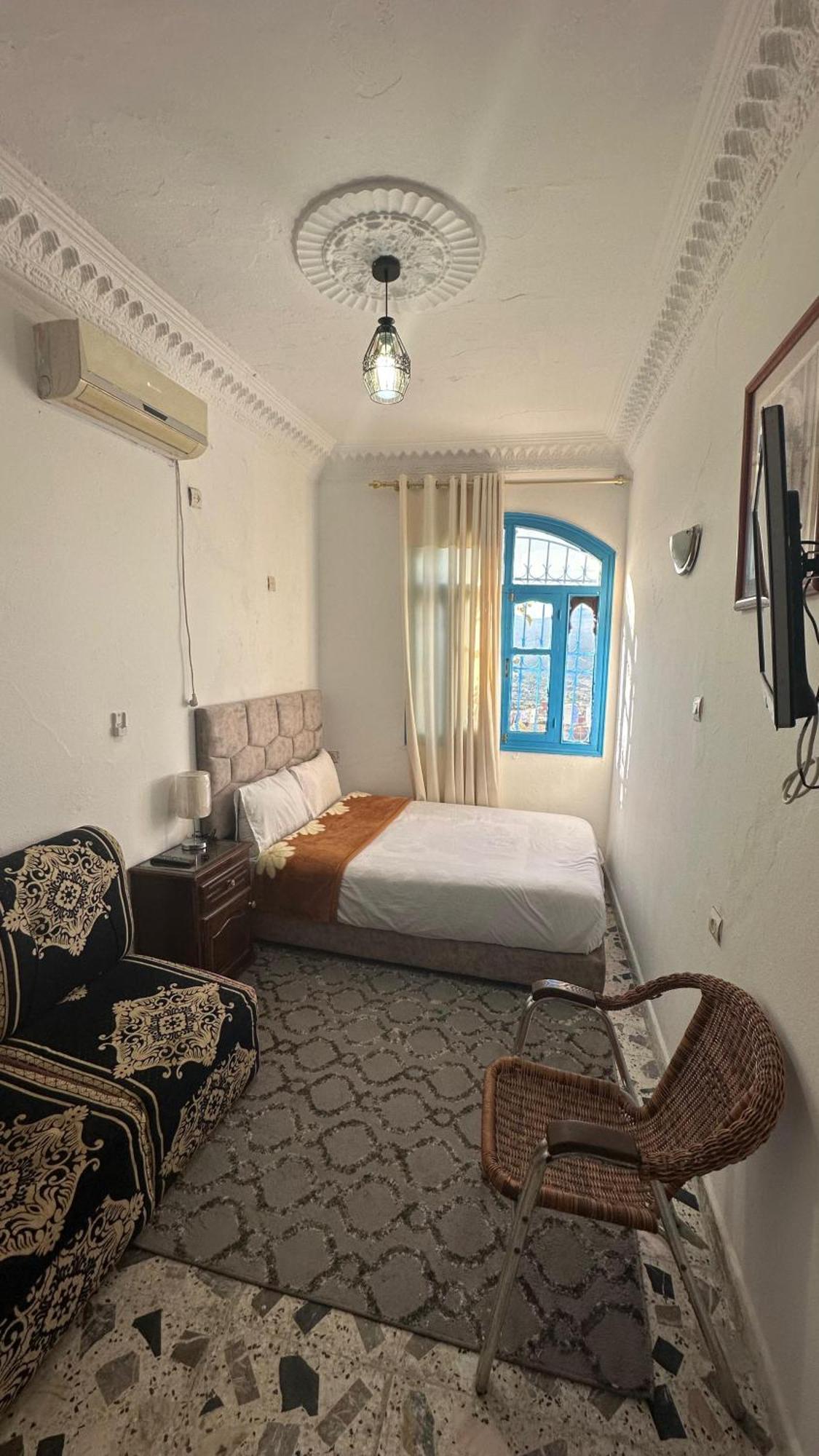 Hotel Al Amana 舍夫沙万 外观 照片