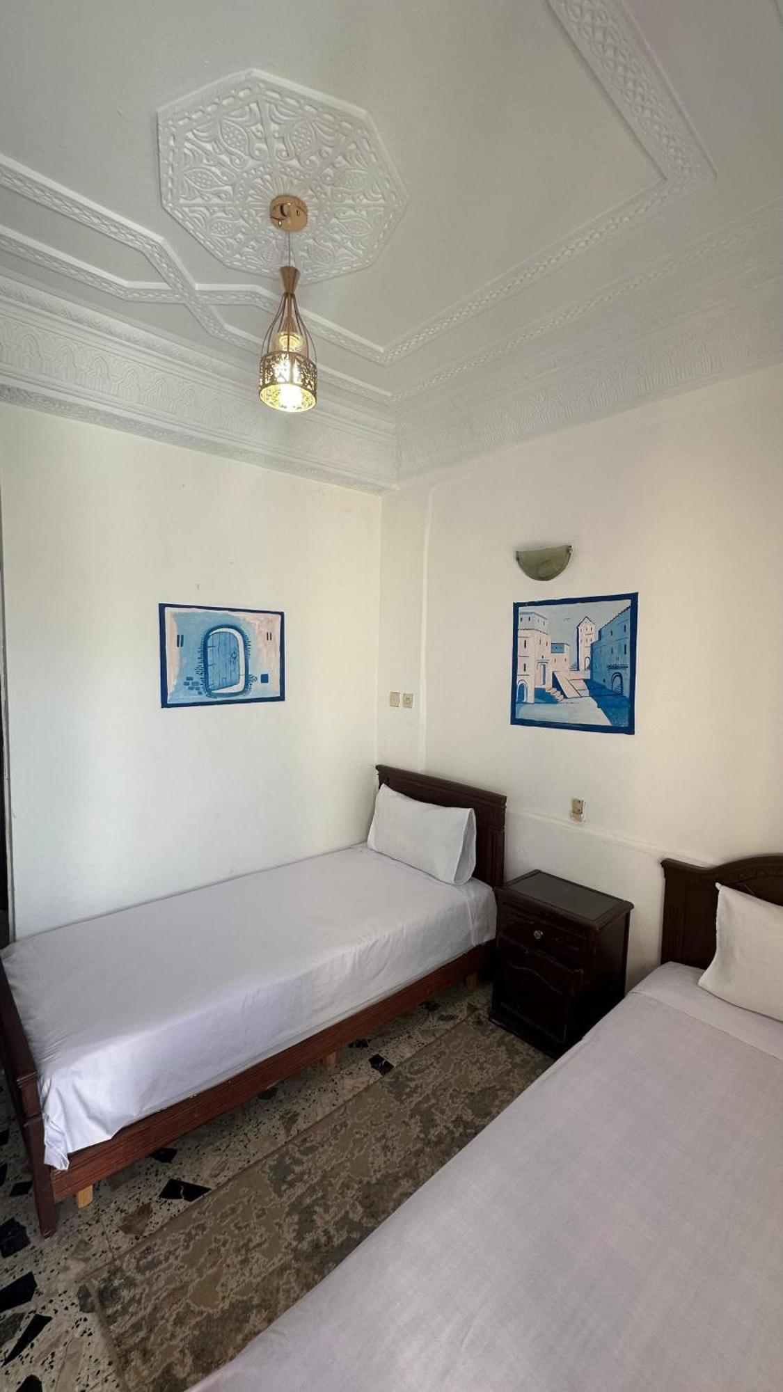 Hotel Al Amana 舍夫沙万 外观 照片
