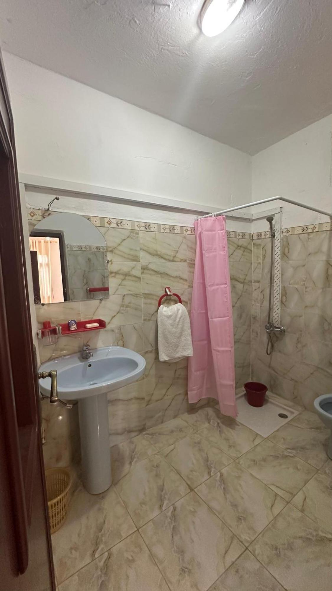 Hotel Al Amana 舍夫沙万 外观 照片